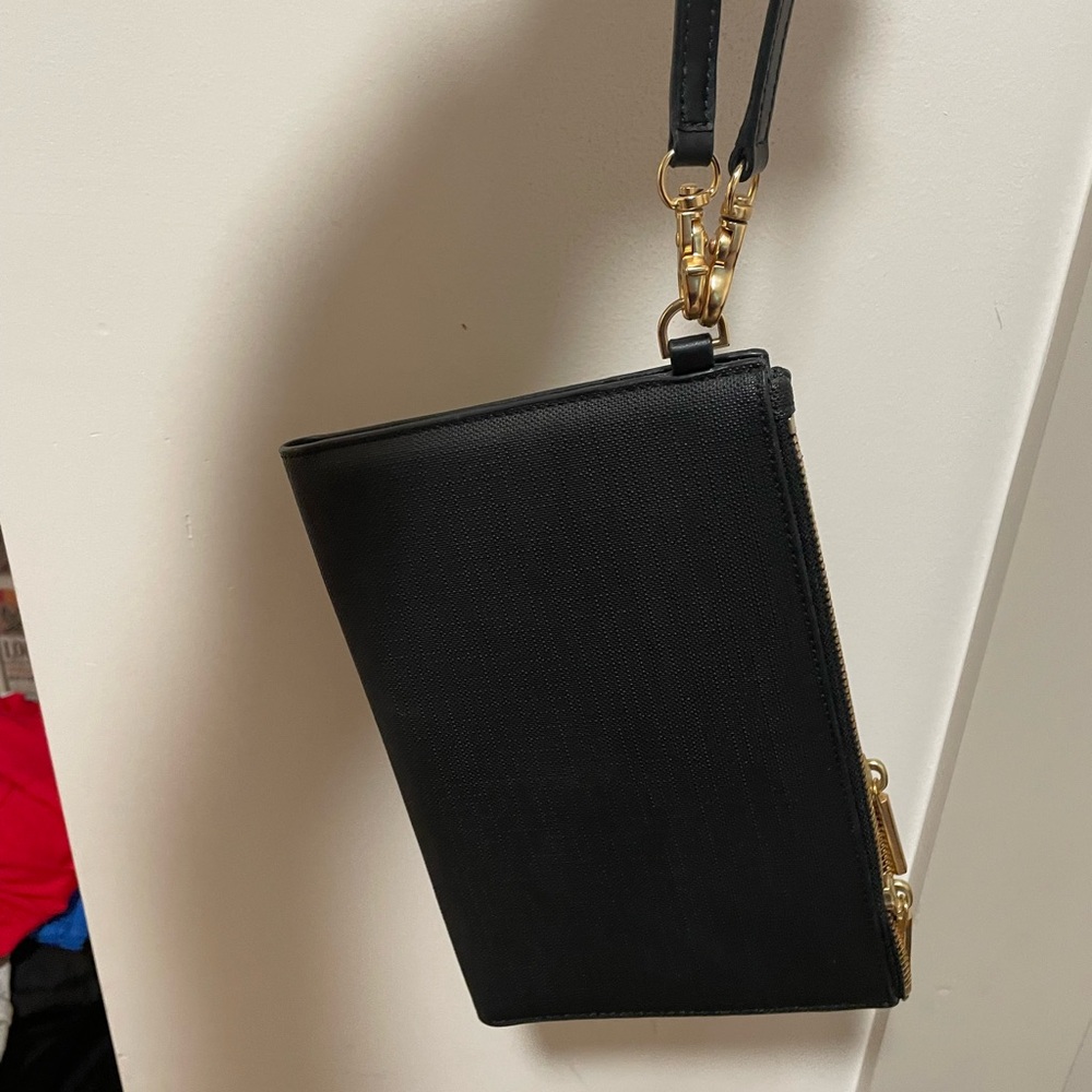 Dagne Dover essentials clutch wallet - like new